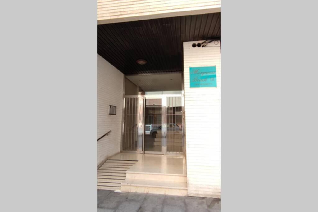 Cozy Studio Apartment Near The Beach Torrevieja Ngoại thất bức ảnh