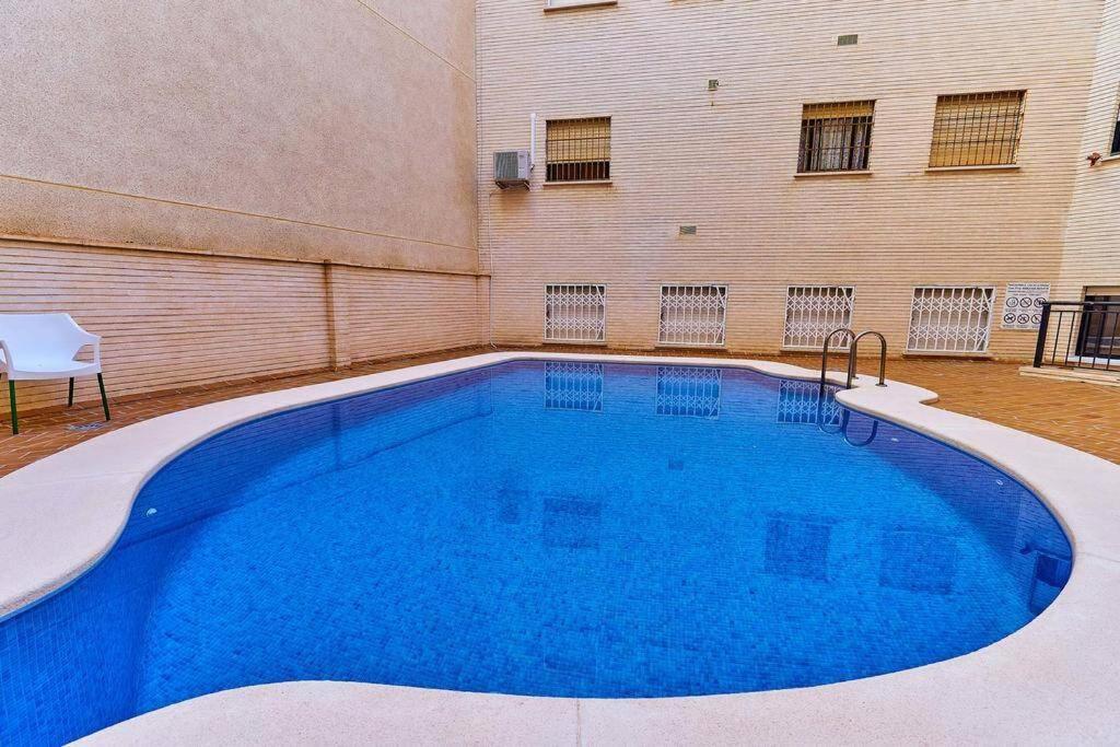 Cozy Studio Apartment Near The Beach Torrevieja Ngoại thất bức ảnh